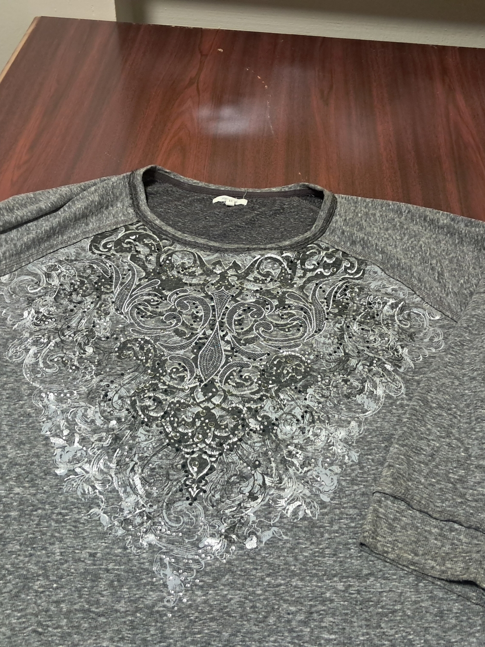 Like New Maurices Long Sleeves
